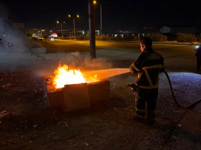 Hatay'da Giderlerde Çıkan Şaşırtıcı Yangın Panik Yarattı
