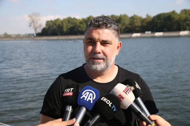 Genç Kürekçiler Türkiye Şampiyonası İçin Meriç Nehri'nde Hazırlanıyor