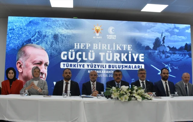 Milli Eğitim Bakanı Tekin Afyonkarahisar'da Türkiye'nin Geleceğini Konuştı