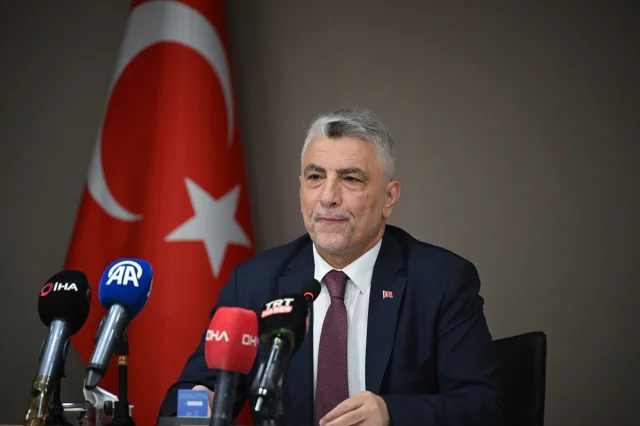 Ticaret Bakanı Bolat: Türkiye'de Lisanslı Depoculukta Hedef Yükseliyor
