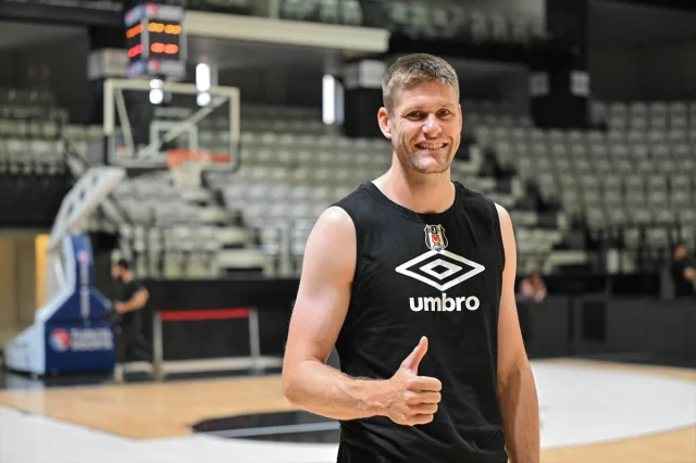 Beşiktaş'ın Yıldızı Conor Morgan Yeni Sezona Hazır: Şampiyon...
