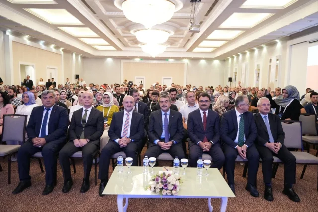 Bakan Tekin'den Eğitime Dair Çarpıcı Açıklamalar