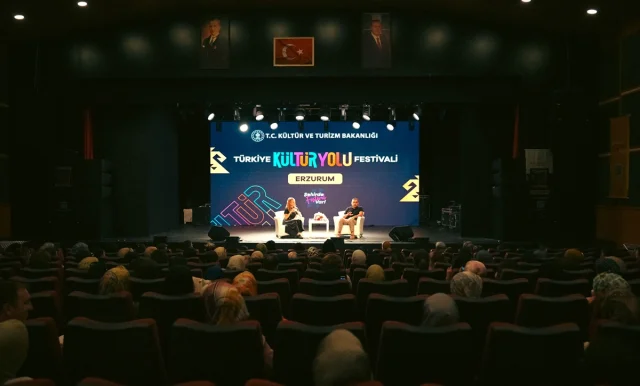 Erzurum Kültür Yolu Festivali İzleyicileri Büyüledi