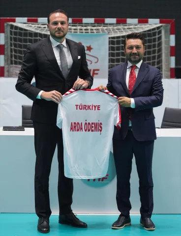 Hentbol Süper Ligi Sponsorluğuyla Sporda Dijital Çağ Başlıyor