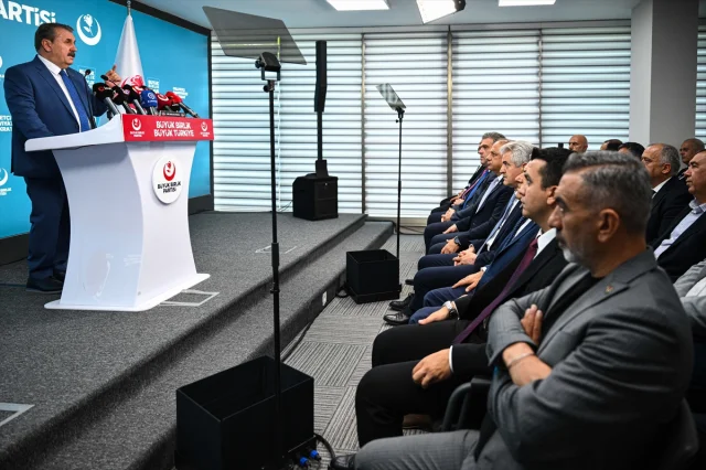 Mustafa Destici'den Hükümete Çarpıcı Çağrı