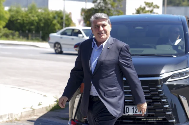 Serdal Adalı'dan TFF'ye Sürpriz Ziyaret: VAR Tartışması Yeniden Alevlendi