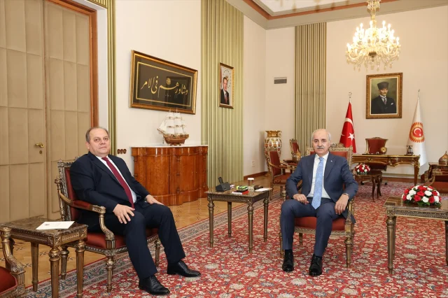 Kurtulmuş'un Meclis'teki Kritik Ziyareti Dikkat Çekti