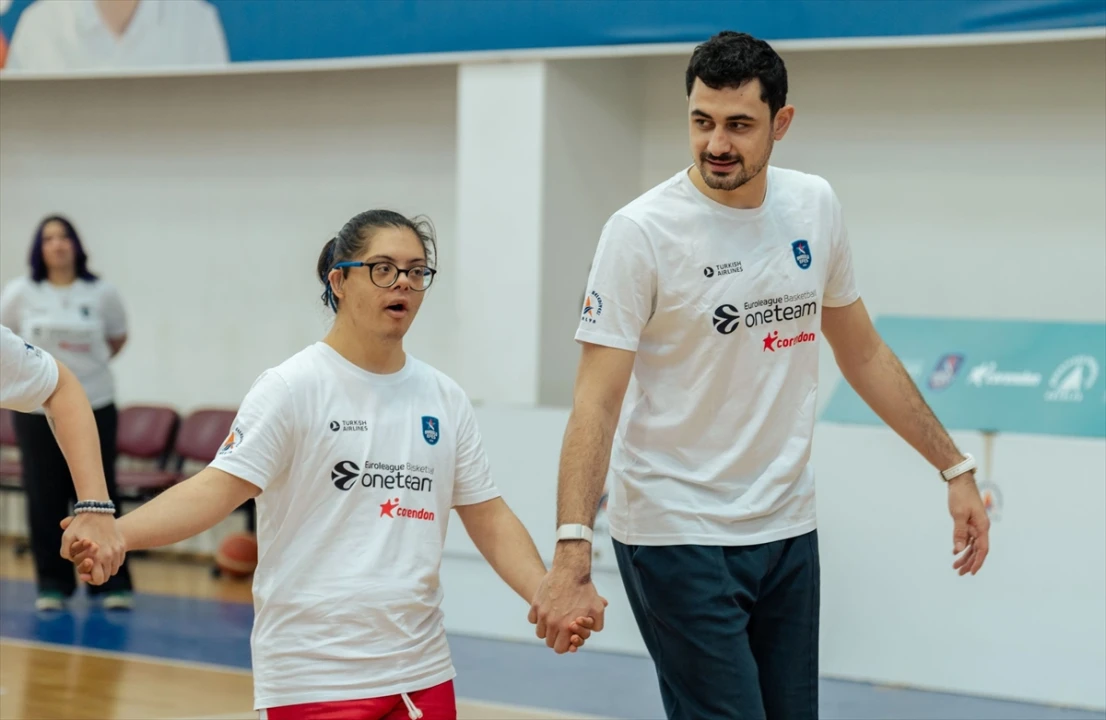 Anadolu Efes İle Antalya'da Keyifli Bir Basketbol Deneyimi