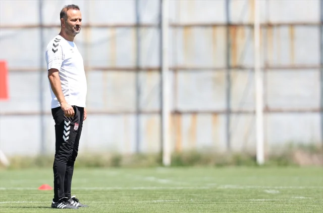 Özbelsan Sivasspor, Amed Sportif Maçı Öncesi Taktiklerini Keskinleştiriyor