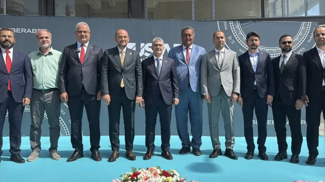 MÜSİAD Genel Başkanı Özdemir'den İddialı Mesajlar: Hedef Daha Büyük Ticaret Hacmi