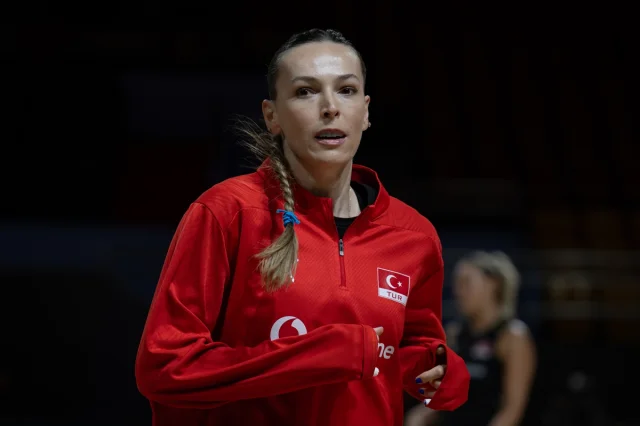 A Milli Kadın Voleybol Takımı Tayland'da Göz Kamaştırıyor