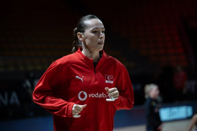 A Milli Kadın Voleybol Takımı Tayland'da Göz Kamaştırıyor