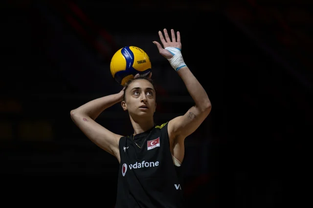 A Milli Kadın Voleybol Takımı Tayland'da Göz Kamaştırıyor