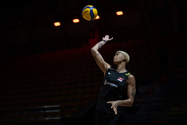 A Milli Kadın Voleybol Takımı Tayland'da Göz Kamaştırıyor