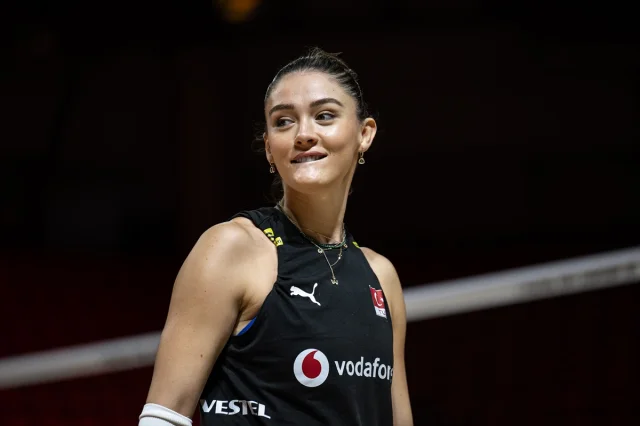 A Milli Kadın Voleybol Takımı Tayland'da Göz Kamaştırıyor