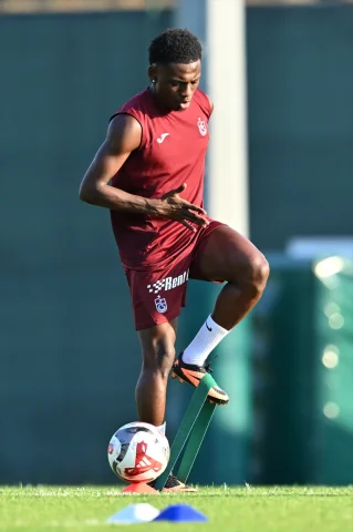 Trabzonspor ve Antalyaspor Karşılaşması Öncesi Heyecan Dorukta