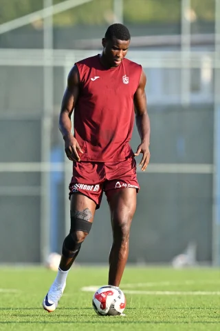 Trabzonspor ve Antalyaspor Karşılaşması Öncesi Heyecan Dorukta