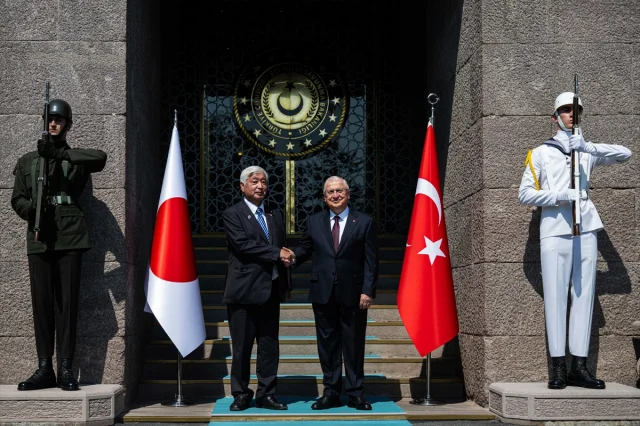 Savunma Bakanları Türkiye-Japonya Arasında Yeni Dönem Başlatıyor