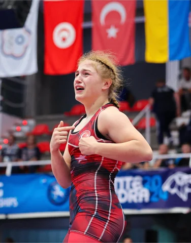 Beyza Nur Akkuş Dünya Güreş Şampiyonası'nda Tarih Yazdı