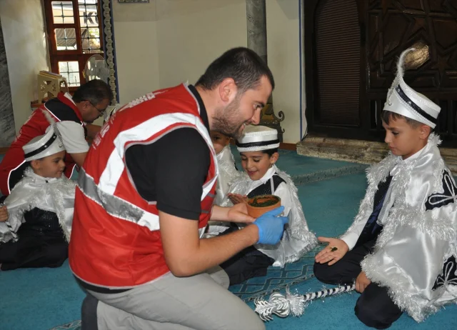 Kütahya'da Tarihe Dokunan Toplu Sünnet Şöleni