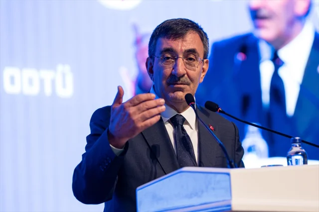 Cumhurbaşkanı Yardımcısı Yılmaz'dan Yapay Zeka ve Teknoloji Vurgusu