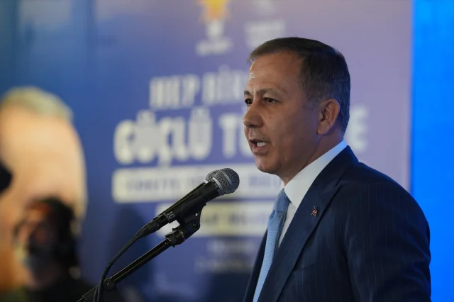 İçişleri Bakanı Yerlikaya Erzurum'da Türkiye'nin Yeni Yüzyılını Anlattı