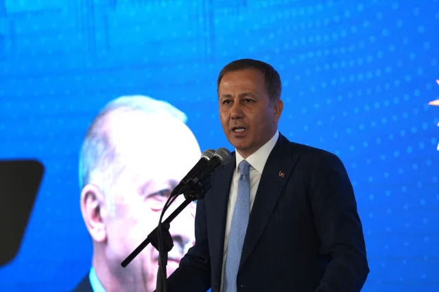 İçişleri Bakanı Yerlikaya Erzurum'da Türkiye'nin Yeni Yüzyılını Anlattı