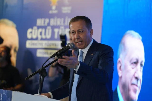 İçişleri Bakanı Yerlikaya Erzurum'da Türkiye'nin Yeni Yüzyılını Anlattı