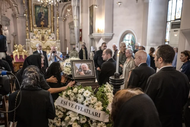 Fotoğraf Dünyasının Duayeni Garbis Loris Özatay'a Veda