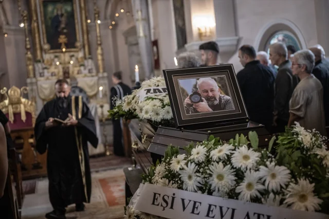 Fotoğraf Dünyasının Duayeni Garbis Loris Özatay'a Veda