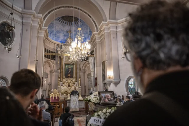 Fotoğraf Dünyasının Duayeni Garbis Loris Özatay'a Veda