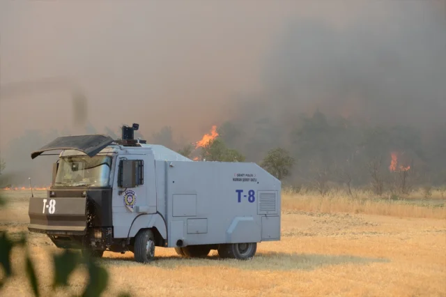 Çanakkale'de Orman Yangını Herkesi Harekete Geçirdi