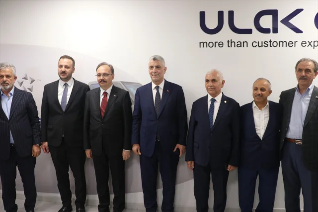 Ticaret Bakanı Ömer Bolat'ın Siirt Çıkarması Vatandaşlarla Buluşma