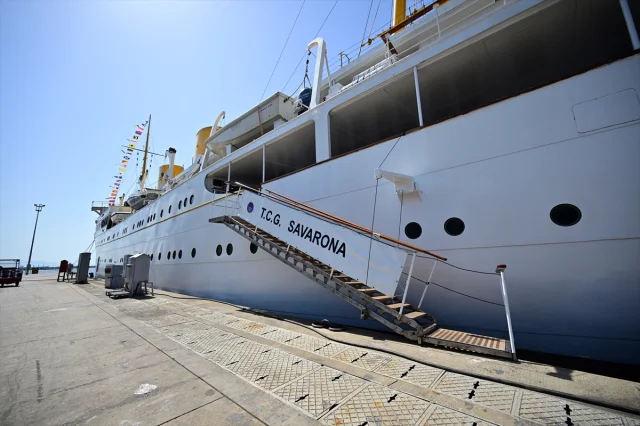 Savarona Yatı Boğaz Geçişi ile İstanbul'u Selamlayacak