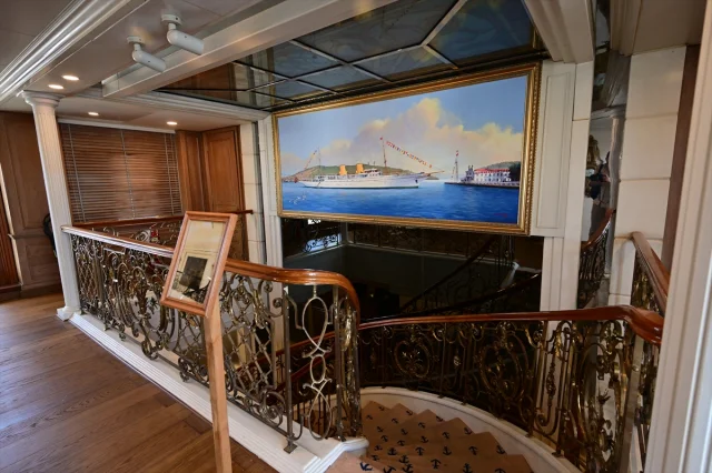 Savarona Yatı Boğaz Geçişi ile İstanbul'u Selamlayacak