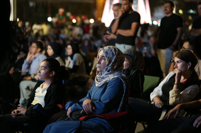 Niğde'de Minderli Sinema Günleri Başladı: Sessiz Çığlık Belg...