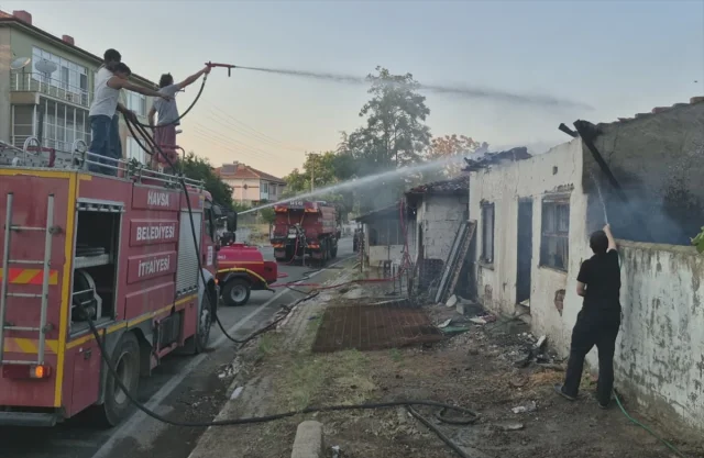 Edirne'nin Havsa İlçesinde Korkutan Yangın