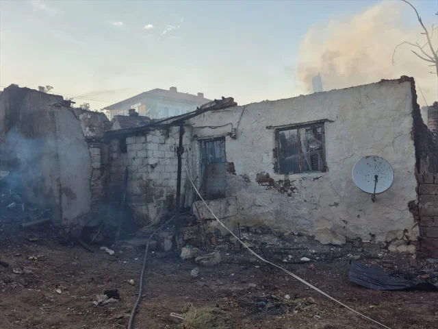 Edirne'nin Havsa İlçesinde Korkutan Yangın