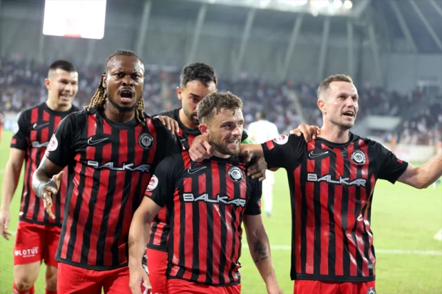 Trendyol 1. Lig'de Son Dakika Gelişmeleri: Arca Çorum FK'nın Zorlu Mücadelesi