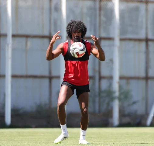 Sivasspor'un Zorlu Diyarbakır Deplasmanına Hazırlığı Tamam