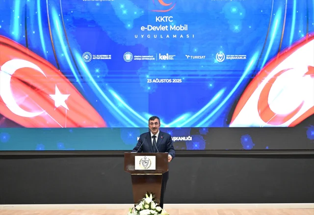 KKTC'de Dijital Dönüşüm Başladı: E-Devlet Mobil Uygulaması Tanıtıldı