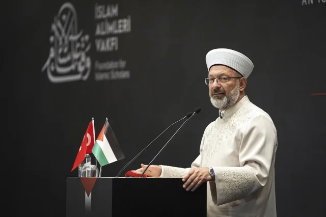 Gazze'nin Umudu İstanbul'da: İslami Alimler Konferansı Sürüyor