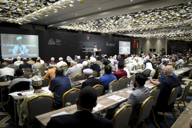 Gazze'nin Umudu İstanbul'da: İslami Alimler Konferansı Sürüyor