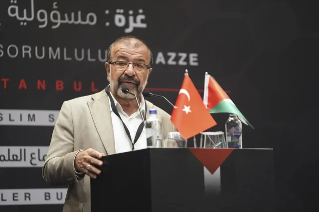 Gazze'nin Umudu İstanbul'da: İslami Alimler Konferansı Sürüyor