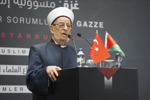 Gazze'nin Umudu İstanbul'da: İslami Alimler Konferansı Sürüyor