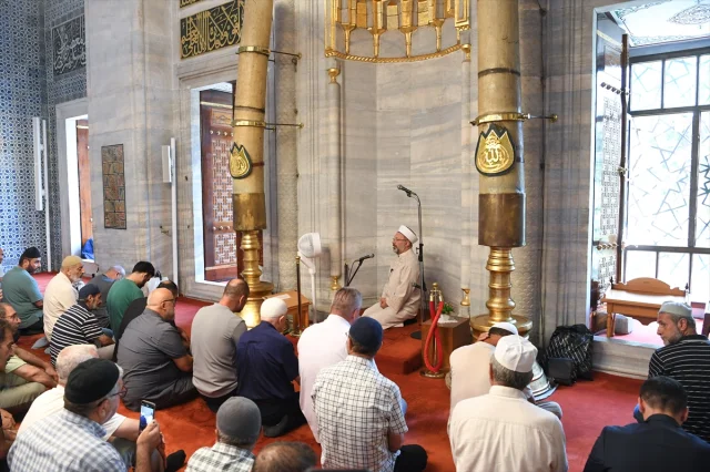 Diyanet İşleri Başkanı Erbaş'tan İstanbul'da Anlamlı Mesajlar