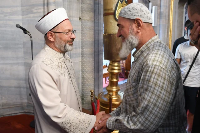 Diyanet İşleri Başkanı Erbaş'tan İstanbul'da Anlamlı Mesajlar