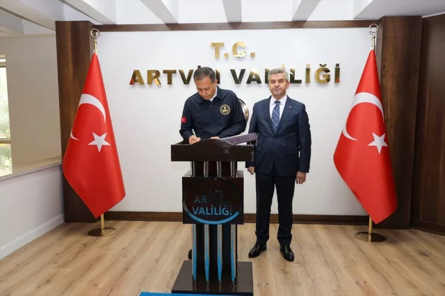 Bakan Yerlikaya'nın Artvin Çıkarmasında Neler Yaşandı