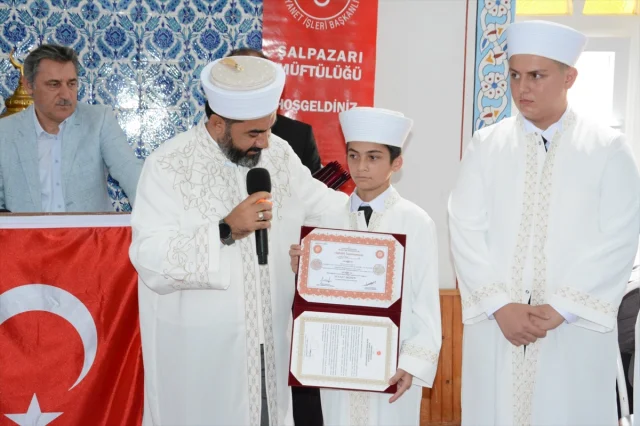 Trabzon'un Hafızları Geleceğe Işık Tuttu