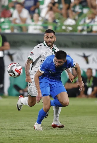 Sipay Bodrum FK'nın Zafer Yürüyüşü: Sakaryaspor Mağlubiyetle Sarsıldı